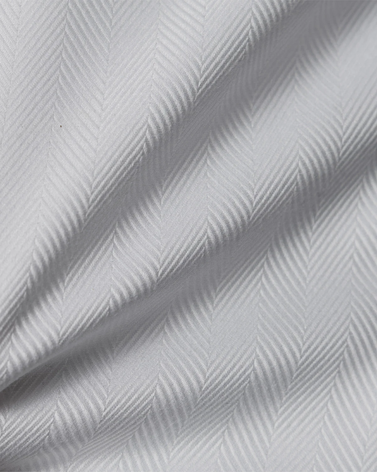 Easy-Care White Herringbone Dress Shirt - Image 4